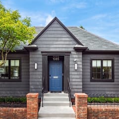 Schiller Park Cottage!