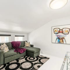 Modern Urban Walk-Up near Downtown!