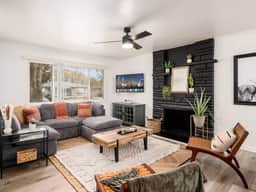 The House of Cards - Beautiful Home in Columbus ! - Image 3