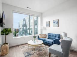 Lovely Blue Seas Suite in Heart of Col l 24/7 Gym - Image 2