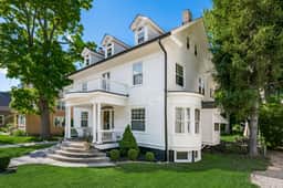 The White House - Westerville! - Image 3