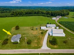 Sugar Grove Farmhouse - Hocking Hills! - Hot Tub! - Image 2