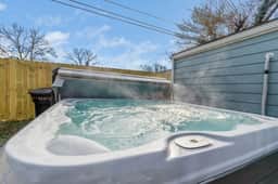 Barrel House: Hot Tub & Game Room - Image 5
