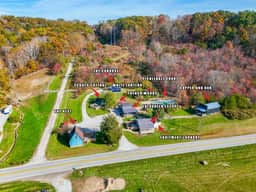 Valley View Cabins: Pickleball, Hot tubs, Trails - Image 2