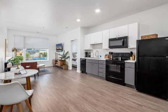 Lovely Blue Boho 1BR Suite - Columbus! - Image 1