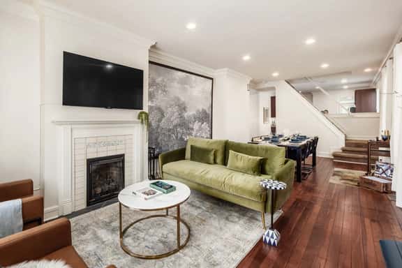 Jaeger Haus - Amazing Home in German Village! - Image 1