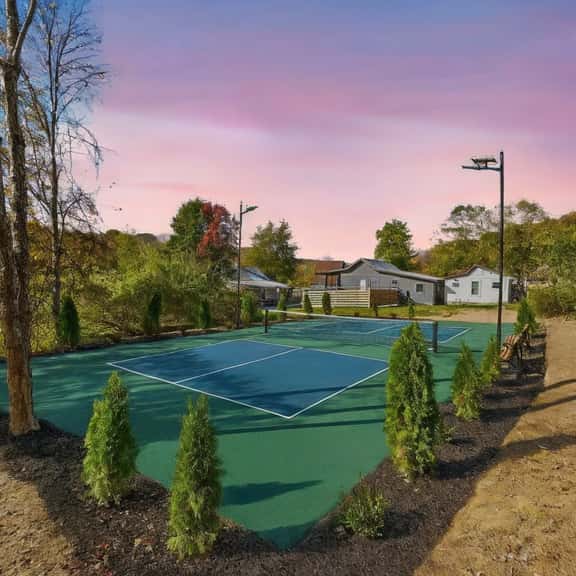 Evergreen Escape - Pickleball, Trails, Hot Tub - Image 1