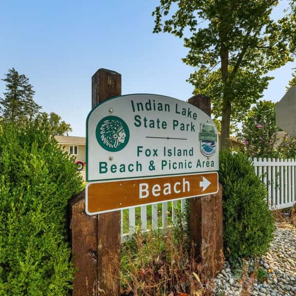 Fox Island Lakefront Retreat - Image 1
