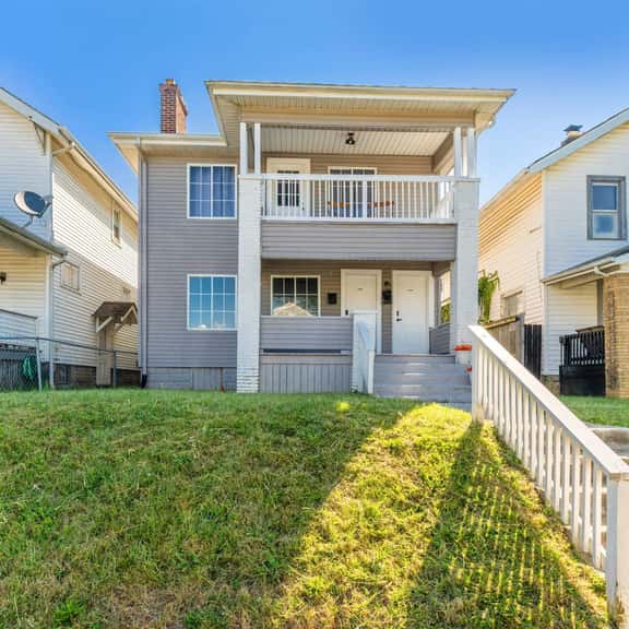The Oakwood Escape – Near German Village - Image 1