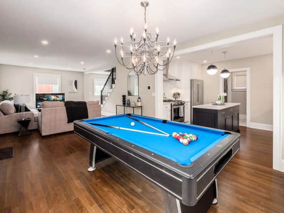 Schiller Park Cottage! - Image 3