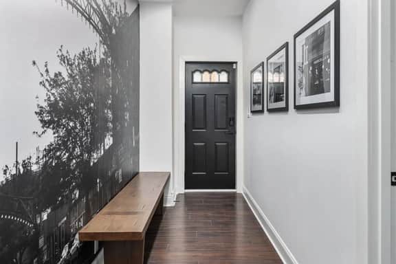 Convention Center Townhouse - Image 3
