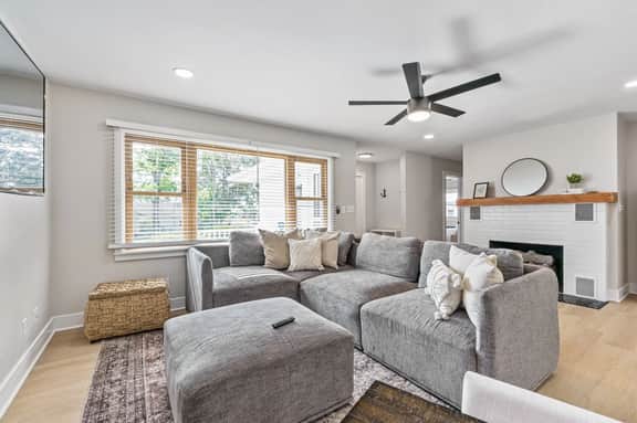 Waterside Haven + Hot Tub l Fire Pit - Image 5