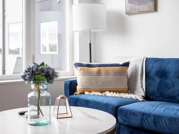 Lovely Blue Seas Suite in Heart of Col l 24/7 Gym - Image 1