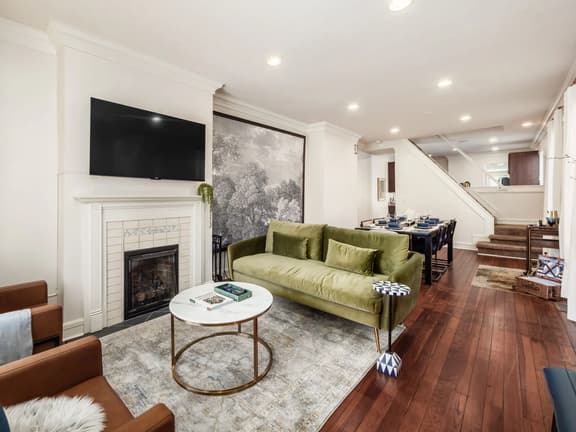 Jaeger Haus - Amazing Home in German Village! - Image 1