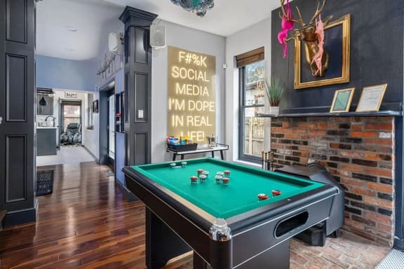 Short North Clubhouse w/Hot Tub! Free Parking! - Image 1