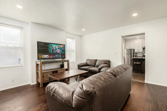 The Brick House - Columbus! - Image 1