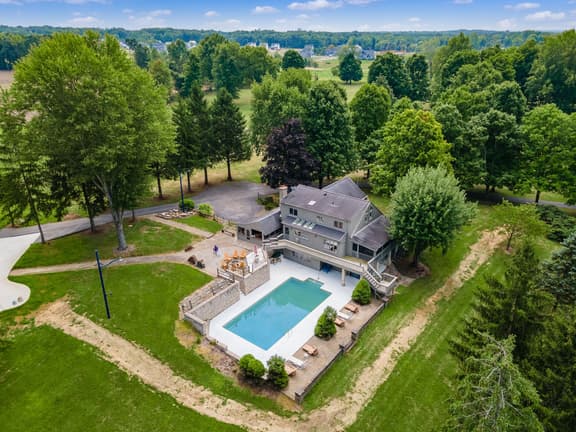 Delaware Farmstead Retreat - Image 1